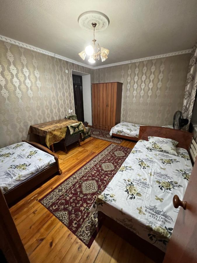 Lovely Home Osh Bagian luar foto