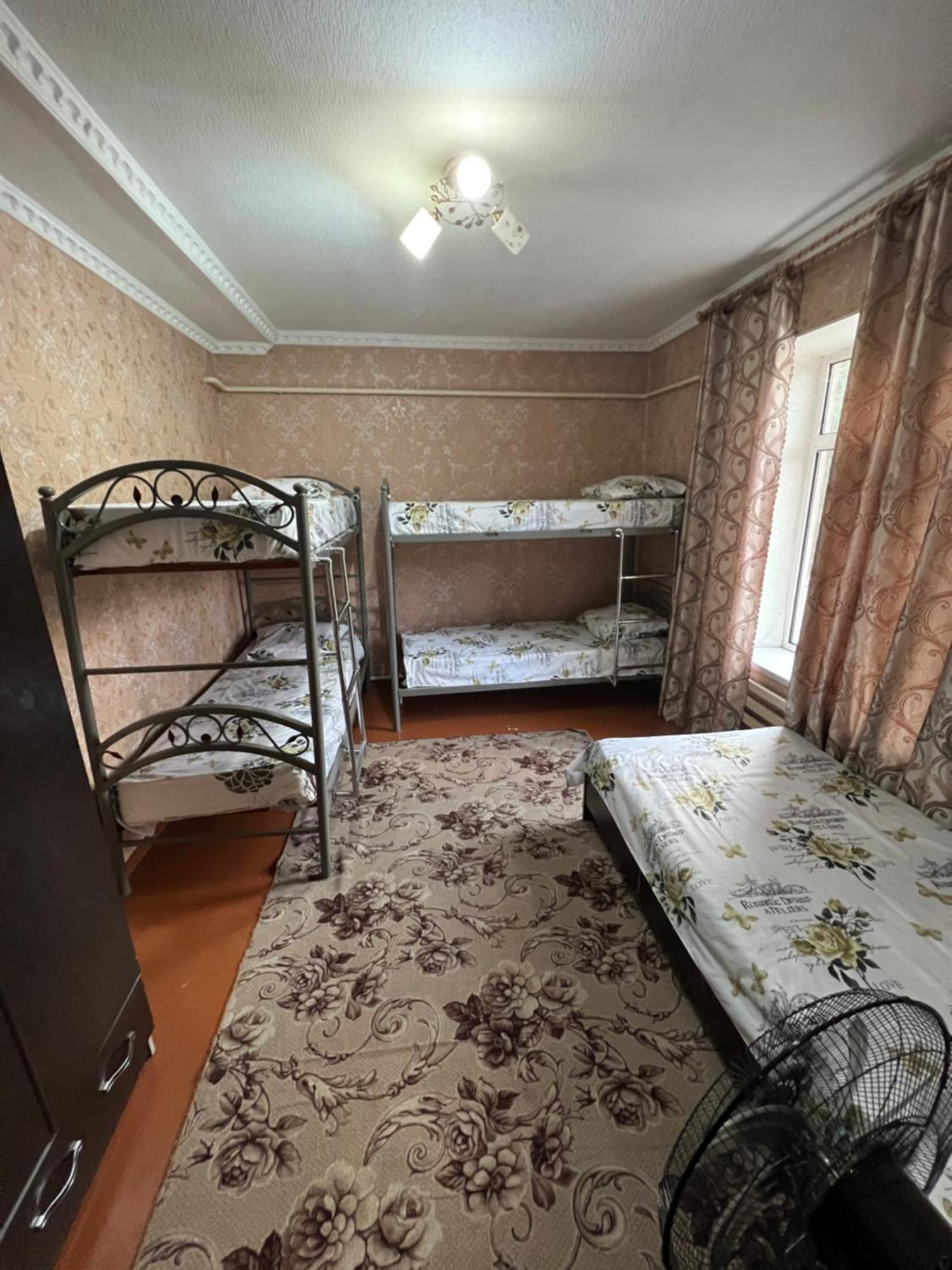 Lovely Home Osh Bagian luar foto