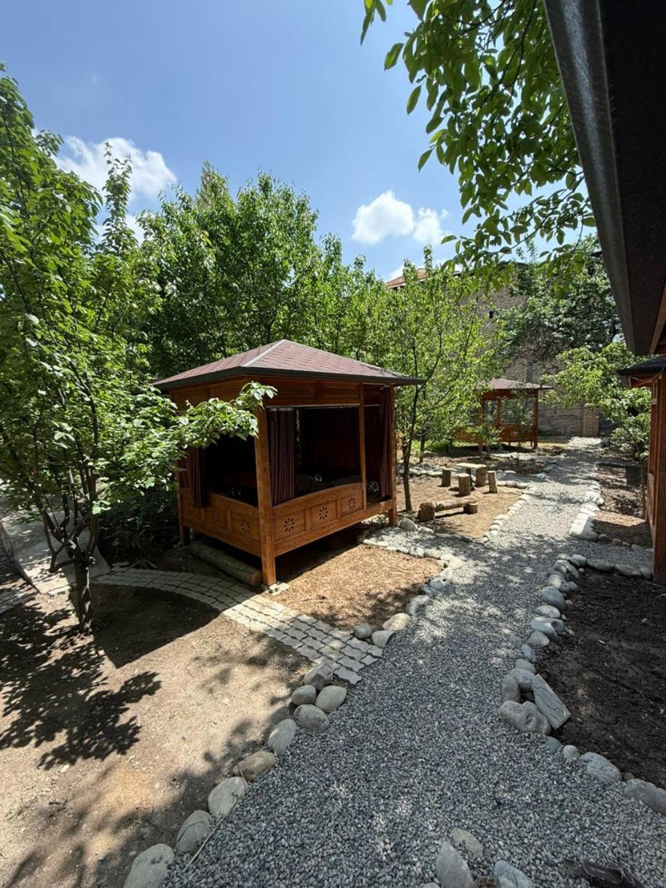 Lovely Home Osh Bagian luar foto